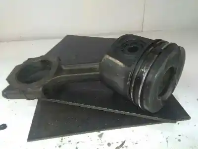 Second-hand car spare part Piston for OPEL ZAFIRA B FURGONETA/MONOVOLUMEN (A05) 1.9 CDTI VAN (M75) OEM IAM references   