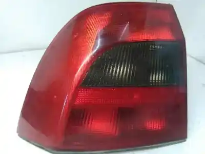 Pezzo di ricambio per auto di seconda mano Lampada Posteriore Sinistra per OPEL VECTRA B BERLINA Básico (1999->) Riferimenti OEM IAM  4 P 