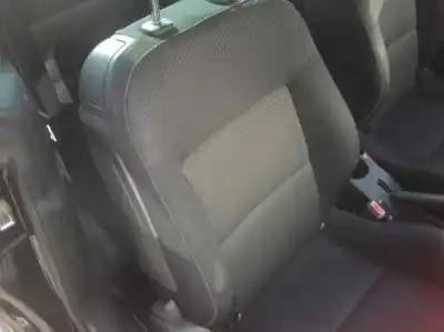 Pièce détachée automobile d'occasion jeu de siège intérieur complet pour peugeot 207 sw sport références oem iam   