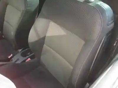Pièce détachée automobile d'occasion jeu de siège intérieur complet pour peugeot 207 sw sport références oem iam   