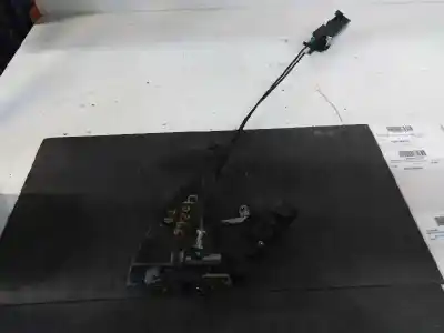 Peça sobressalente para automóvel em segunda mão fechadura da porta traseira direita por toyota corolla (e12) 1.6 16v referências oem iam 