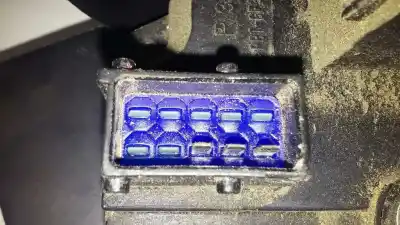 Second-hand car spare part front right door lock for opel combo familiar oem iam references 13154792  