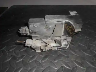 Автозапчасти б/у замок задней левой двери за RENAULT LAGUNA (B56) 1.8 ссылки OEM IAM 7701038439  