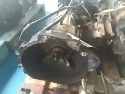 Автозапчастина б/у коробка передач для mitsubishi montero (v20/v40) 2500 td gl посилання на oem iam 92f68547 mb11042 