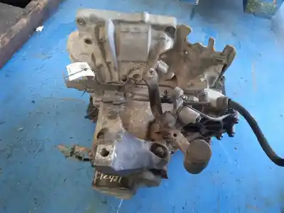Автозапчастина б/у коробка передач для mazda 3 berlina (bk) 1.6 vvt active посилання на oem iam 8th0708817  