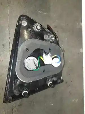 Second-hand car spare part interior rear right light for kia carens ( ) basic oem iam references 92404a4  
