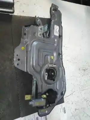 Peça sobressalente para automóvel em segunda mão elevador de vidros dianteiro direito por hyundai trajet (fo) 2.0 crdi gls referências oem iam 824803a000
