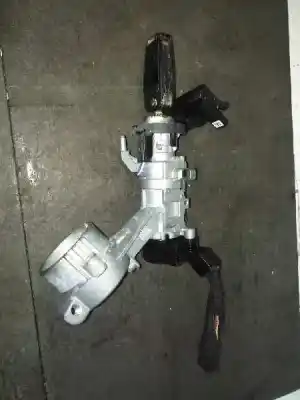 Second-hand car spare part ignition switch for opel insignia a sedán (g09) 2.0 cdti (69) oem iam references 13504286  