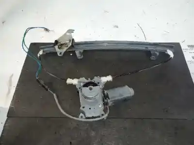 Peça sobressalente para automóvel em segunda mão Elevador De Vidros Dianteiro Direito por NISSAN PRIMERA BERLINA (P11) 1.6 16V CAT Referências OEM IAM 400438B 1ª SERIE 2 PIN