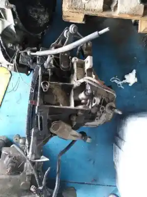 Pièce détachée automobile d'occasion boîte de vitesses pour peugeot 405 berlina embassy d références oem iam 20cm05