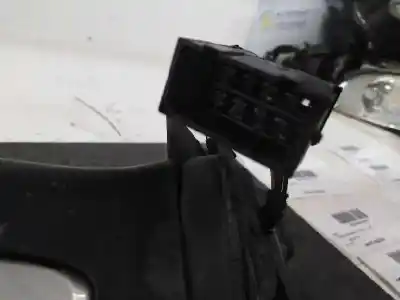 Pezzo di ricambio per auto di seconda mano retrovisore destro per audi a4 berlina (b5) 1.9 tdi riferimenti oem iam   