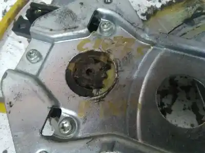 Piesă de schimb auto la mâna a doua mecanism acționare geam fațã dreapta pentru suzuki ignis rm (mh) básico referințe oem iam 8343076g00 3p 2 pins 