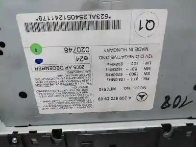 Pezzo di ricambio per auto di seconda mano impianto audio / radio cd per mercedes-benz clase clk (w209) coupe 220 cdi (209.308) riferimenti oem iam a2098700989  a2098700989
