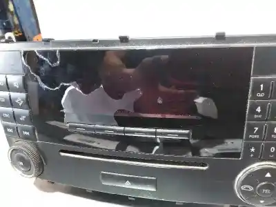 Pezzo di ricambio per auto di seconda mano impianto audio / radio cd per mercedes-benz clase clk (w209) coupe 220 cdi (209.308) riferimenti oem iam a2098700989  a2098700989