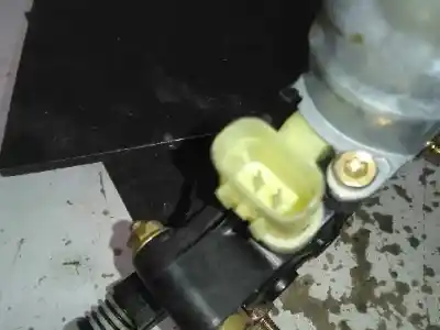 Peça sobressalente para automóvel em segunda mão elevador de vidros traseiro direito por hyundai accent (mc) gl referências oem iam  4p 2 pins 