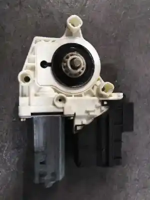 Pièce détachée automobile d'occasion moteur lève vitre arrière droite pour seat cordoba berlina (6l2) 1.9 tdi références oem iam 6q2059812a