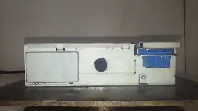İkinci el araba yedek parçası ses sistemi / radyo cd için peugeot 307 (s1) xt oem iam referansları 7607769050  