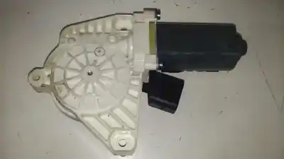 Recambio de automóvil de segunda mano de motor elevalunas trasero izquierdo para mercedes clase cla (w117) cla 220 cdi (117.303) referencias oem iam a61041110 6 pins 