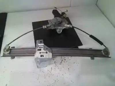 Recambio de automóvil de segunda mano de Elevalunas Delantero Izquierdo para HYUNDAI GETZ (TB) 1.5 CRDi referencias OEM IAM  5P 2 PINS 
