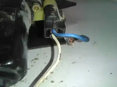 Pezzo di ricambio per auto di seconda mano alzacristalli anteriore sinistro per hyundai getz (tb) 1.5 crdi riferimenti oem iam  5p 2 pins 