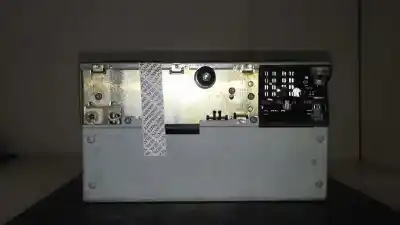İkinci el araba yedek parçası ses sistemi / radyo cd için opel astra h berlina cosmo oem iam referansları 13154304az  