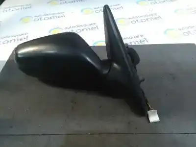 Автозапчастина б/у правий задний огляд для nissan primera berl./familiar (p10/w10) invitation berlina (p10) посилання на oem iam   5 pin
