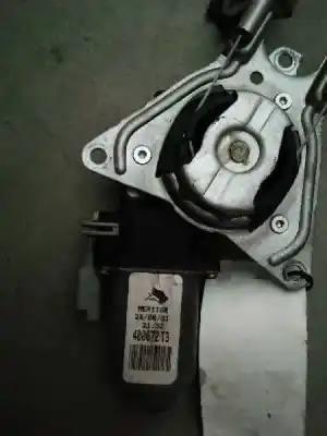 İkinci el araba yedek parçası ön sag pencere regülatörü için peugeot 106 (s2) max oem iam referansları 400672t3 3 p 2 pins