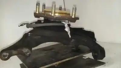 Pezzo di ricambio per auto di seconda mano attacco anteriore destro per kia carnival 2.9 crdi vgt active riferimenti oem iam   