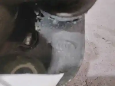 Pièce détachée automobile d'occasion etrier de frein avant droit pour kia carnival 2.9 crdi vgt active références oem iam   