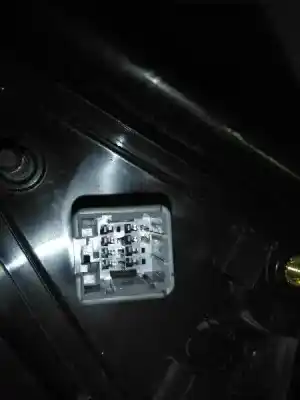 Peça sobressalente para automóvel em segunda mão espelho retrovisor direito por kia venga basic referências oem iam   