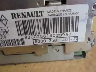İkinci el araba yedek parçası ses sistemi / radyo cd için renault megane ii berlina 5p authentique oem iam referansları 8200256140  