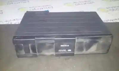 Piesă de schimb auto la mâna a doua SISTEM AUDIO / CD RADIO CASETOFON pentru RENAULT ESPACE IV (JK0)  Referințe OEM IAM 8200207100  