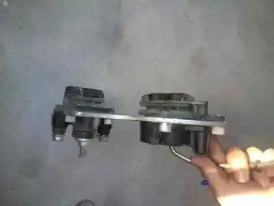 Автозапчасти б/у задний правый тормозной суппорт за piaggio (vespa) mp3 500ie business erl/lt ссылки oem iam 