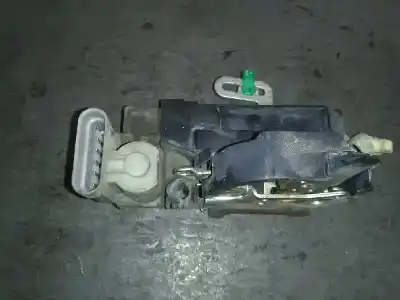 Pezzo di ricambio per auto di seconda mano serratura porta anteriore destra per fiat punto berlina (188) 1.9 jtd active riferimenti oem iam 