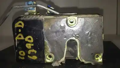 Second-hand car spare part front right door lock for renault clio iii emotion oem iam references   4 pins