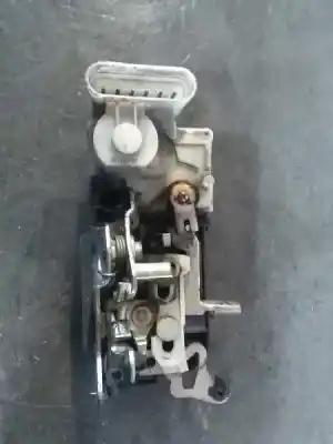 Peça sobressalente para automóvel em segunda mão Fechadura Da Porta Dianteira Direita por FIAT PUNTO BERLINA (188) 1.3 JTD Classic Referências OEM IAM   6 PIN