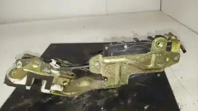 Second-hand car spare part left front door lock for mitsubishi santamo (hyundai) santamo confort oem iam references 