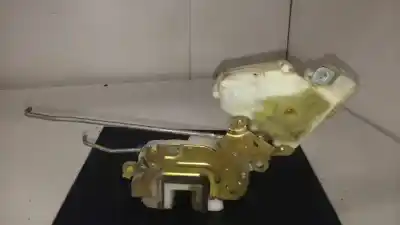 Recambio de automóvil de segunda mano de Cerradura Puerta Delantera Izquierda para NISSAN VANETTE CARGO Vanette Cargo Caja cerrada referencias OEM IAM  4 PINS 