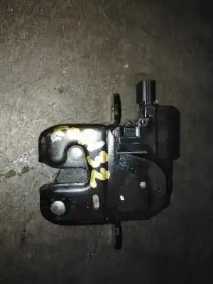 Pièce détachée automobile d'occasion coffre / serrure de porte pour renault megane iii berlina 5 p bose edition références oem iam 