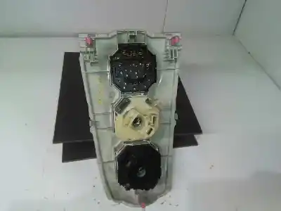 Peça sobressalente para automóvel em segunda mão comando de sofagem (chauffage / ar condicionado)  por toyota yaris (ksp9/scp9/nlp9) blue referências oem iam   