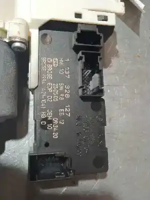 Pièce détachée automobile d'occasion moteur lève vitre avant droit pour peugeot 407 sw st sport références oem iam 1137328127  