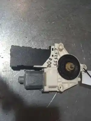Pièce détachée automobile d'occasion moteur lève vitre avant droit pour peugeot 407 sw st sport références oem iam 1137328127  