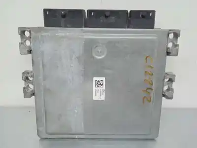 Pièce détachée automobile d'occasion calculateur moteur ecu pour renault megane iii berlina 5 p 1.2 16v références oem iam 237104817r 237103328r 237104817r