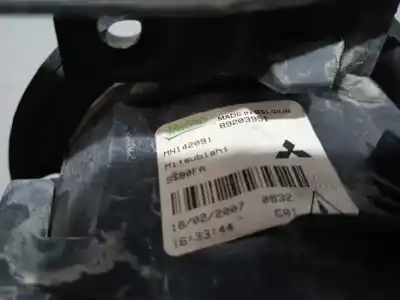 İkinci el araba yedek parçası sol sis lambasi için mitsubishi outlander (cw0) 2.0 di-d cat oem iam referansları mn142091 89203951 mn142091