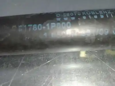 Second-hand car spare part tailgate gas strut for kia venga basic oem iam references 817701p000 500n 817801p000