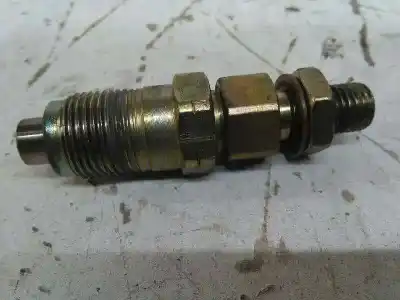 Second-hand car spare part injector for nissan terrano/terrano.ii (r20) slx oem iam references 