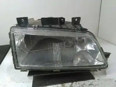 Pièce détachée automobile d'occasion feu droit pour peugeot 405 berlina embassy d références oem iam 
