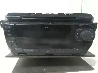 Piesă de schimb auto la mâna a doua sistem audio / cd radio casetofon pentru seat ibiza (6j5) reference referințe oem iam 6j0035153b  