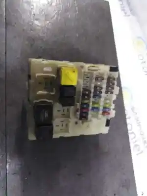 İkinci el araba yedek parçası Röle/sigorta Kutusu için FORD FOCUS BERLINA (CAK) Ambiente OEM IAM referansları 98AG14A073AG  