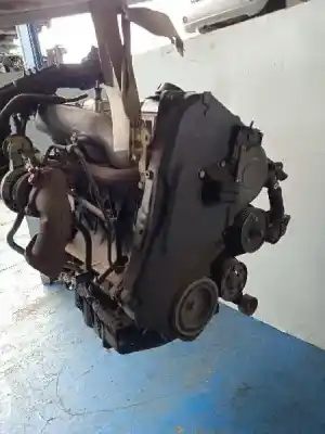 Pièce détachée automobile d'occasion moteur complet pour volvo v40 familiar 1.9 diesel références oem iam   